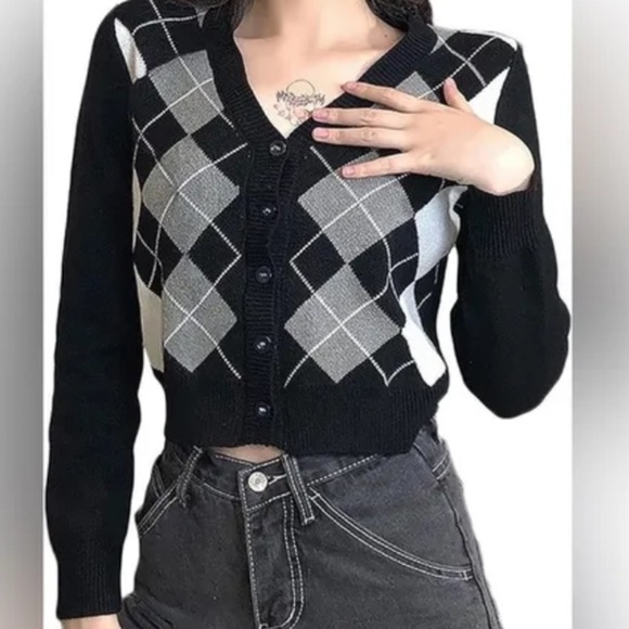 John Galt By Brandy Melville Argyle Crop Black, Gray, WhiteCardigan Sweater - Picture 1 of 10